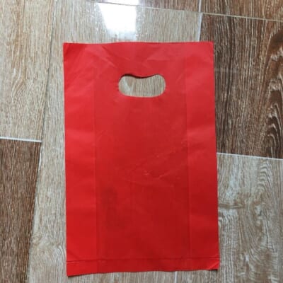 Túi Hàng Chợ, siêu Thị