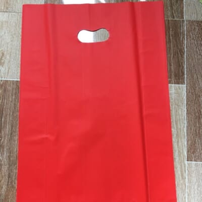 Túi Hàng Chợ, siêu Thị